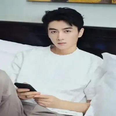 罗萱